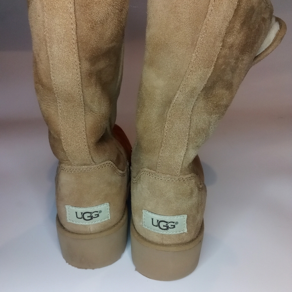 Ugg amie woman's classic slim short boots size 7 - Picture 2 of 13